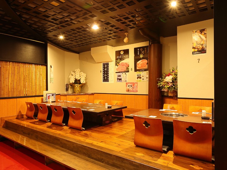 0004037449E3_740x555y