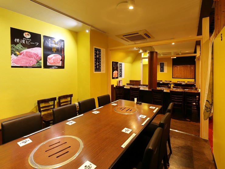 0004037449U1_740x555y